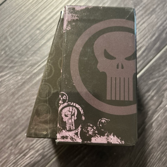 Marvel The Punisher Black Watch - Picture 2 of 4